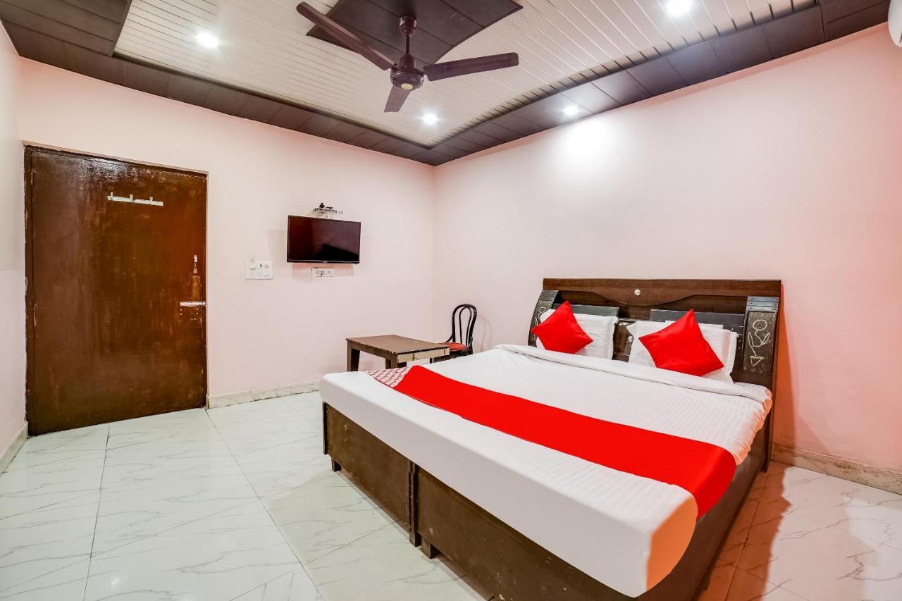 Oyo 70288 Happy Dhaba Hotell Sonipat Eksteriør bilde