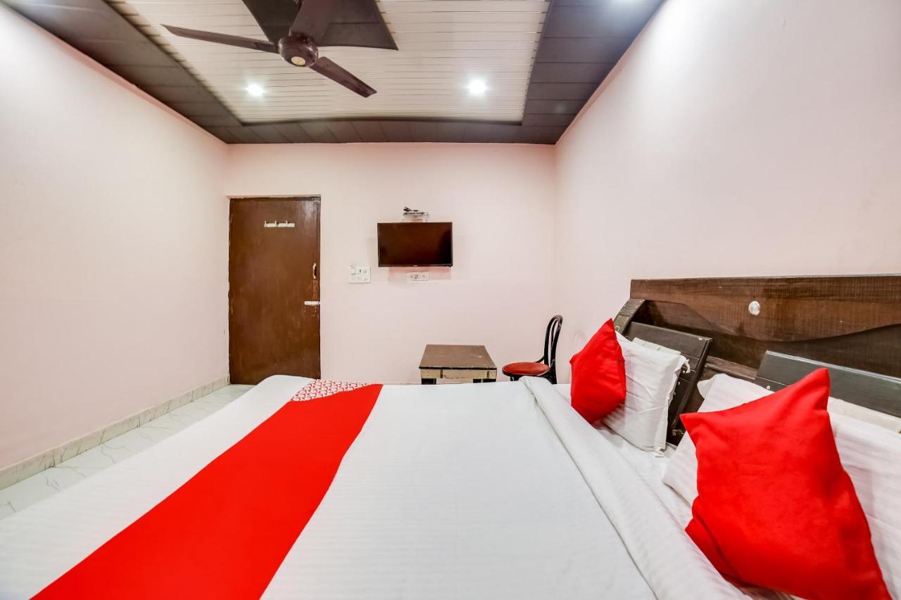 Oyo 70288 Happy Dhaba Hotell Sonipat Eksteriør bilde