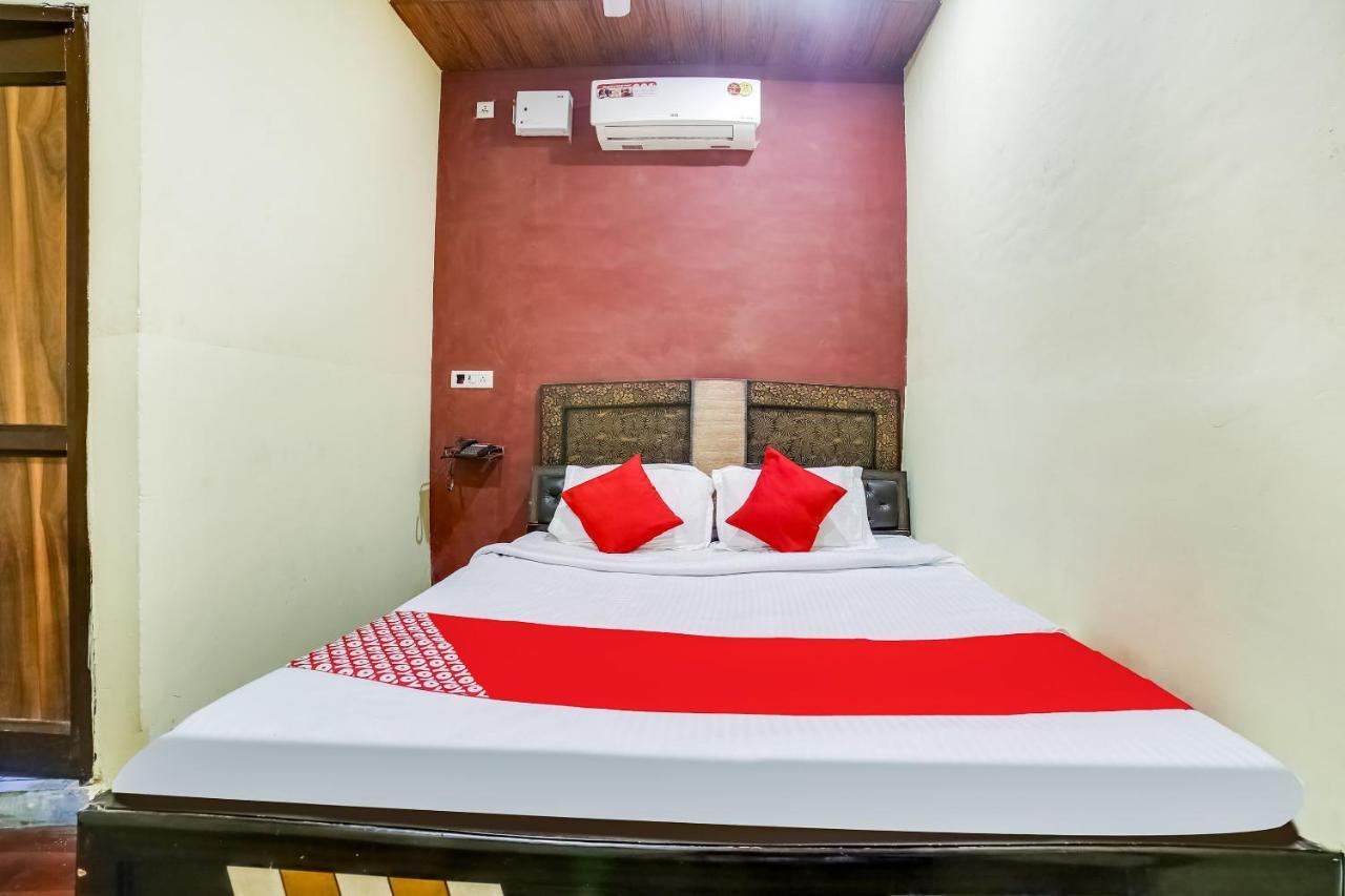 Oyo 70288 Happy Dhaba Hotell Sonipat Eksteriør bilde