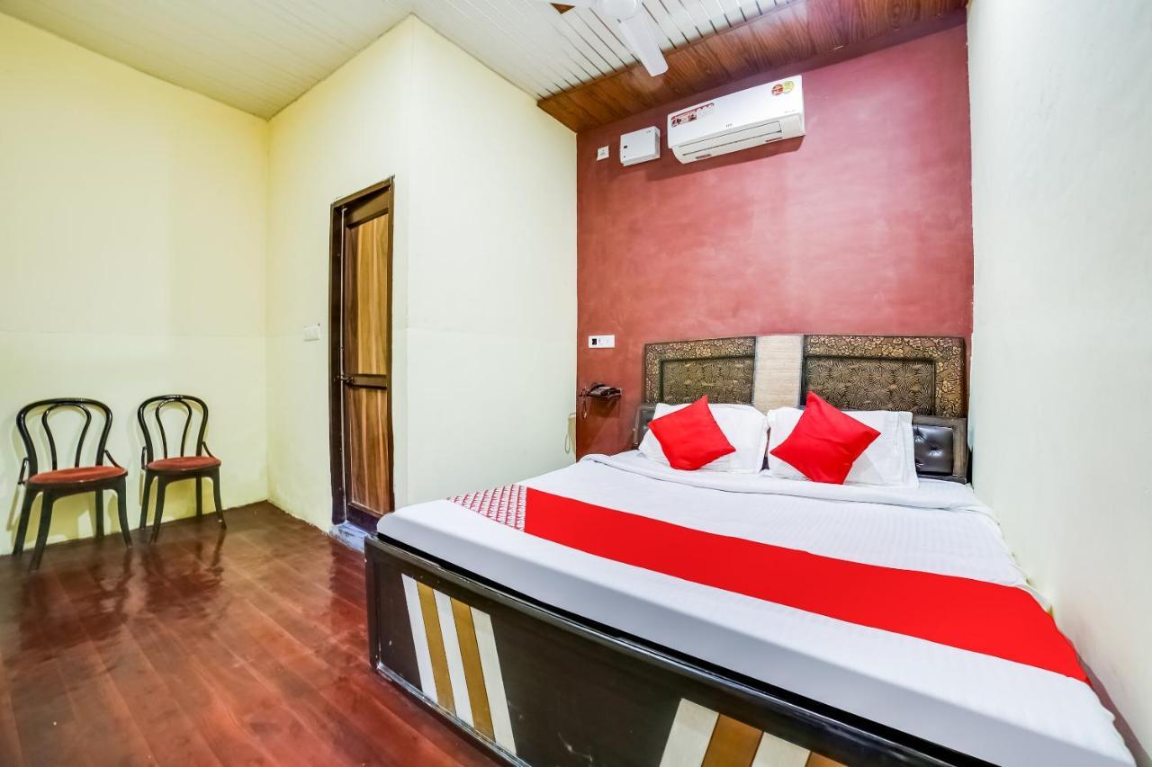 Oyo 70288 Happy Dhaba Hotell Sonipat Eksteriør bilde